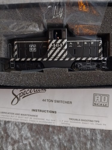 Bachmann spectrum 44 - spectrum, ton