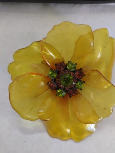 Vendome vintage amber lucite - vintage,