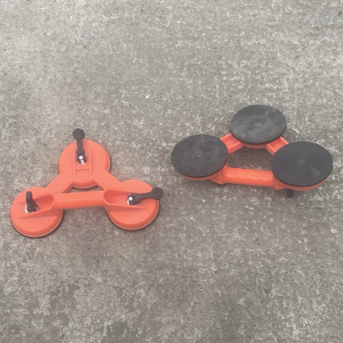 Triple suction cup lifter - suction,