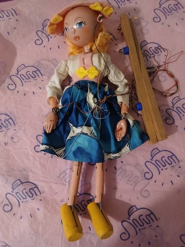 Pelham puppet - pelham,