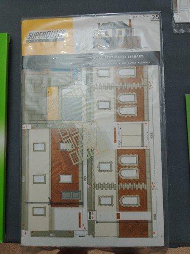 Superquick model kit - , cardboard