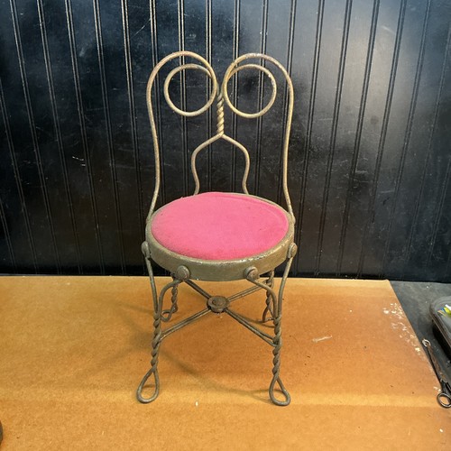 Antique child ice - child’s,