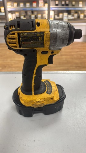 Dewalt dc825 impact drill - dewalt,