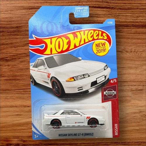 Hot wheels nissan skyline r - hot,