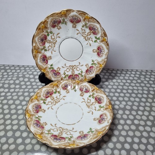 Pair vintage salisbury - pair, bone
