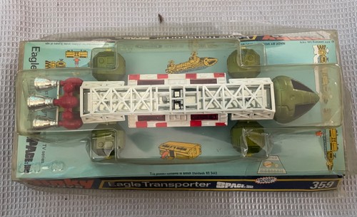 Dinky 359 eagle transporter - dinky,