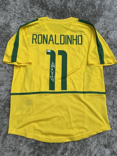 Ronaldinho brazil signed - ronaldinho,