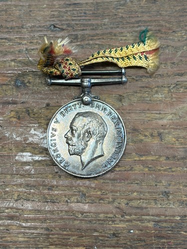 Genuine ww1 british war medal - british,
