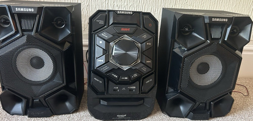 Samsung giga sound blast - giga,