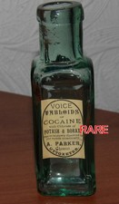 ANTIQUE AQUA TABLETS BOTTLE PARKER CHEMIST UTTOXETER  COCAINE NARCOTIC LABEL