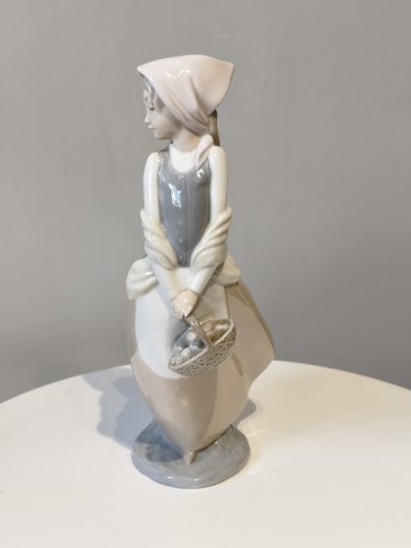 Vintage nao lladro spain - vintage,