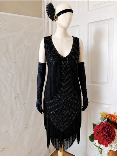 Stunning 1920s flapper - stunning,