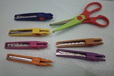 7 pairs of creative zigzag scissors - handles with interchangeable blades (used)