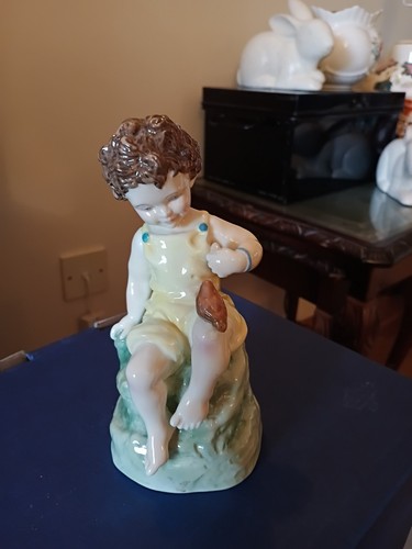 Royal worcester figurine - royal,