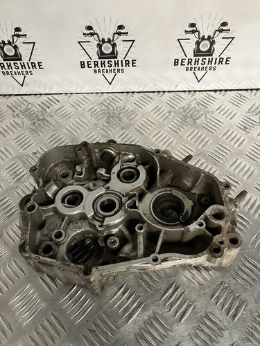 Right engine crankcase yamaha - right,