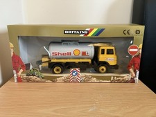 Britain's Road Series 9911 Shell Petrol Tanker Lorry.