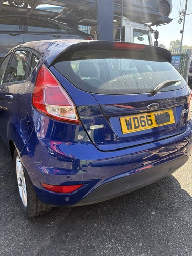 Ford fiesta mk7 zetec - ford,