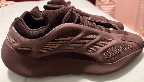 Adidas yeezy boost - boost, 700