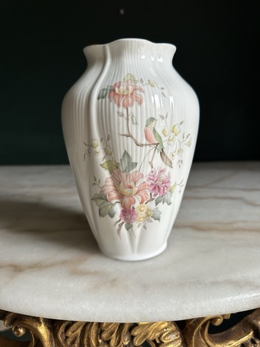 Vintage royal doulton vase - vintage,