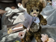 Charlie bears isabelle - charlie,