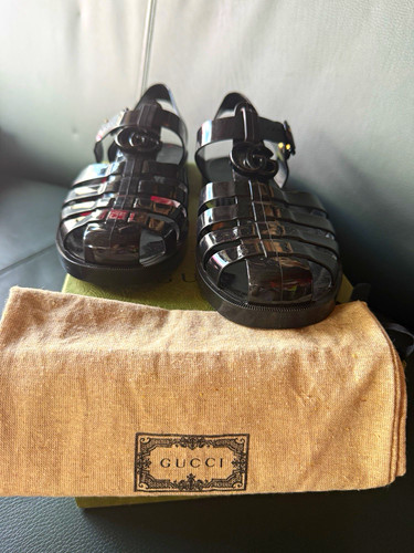 Gucci marmont logo - gg,