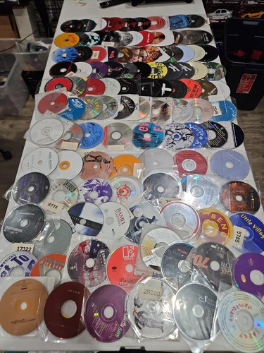 Bulk lot 102 loose cds - lot,