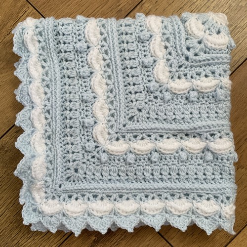 Beautiful crochet baby blanket - crochet,