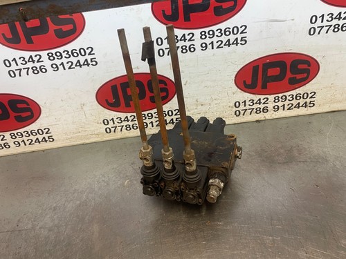 Mower cylinder lift - , valve