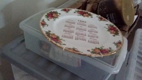 1998 calendar plate - plate, royal
