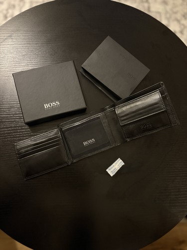 Hugo boss leather trifold - hugo,