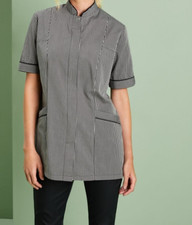 Women's Beauty Tunic Size 26 Black Stripe Salon Uniform Concealed Zip Workwear