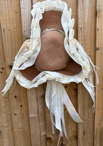 Fancy beige cream tricorn - beige,
