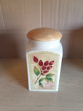 Marks & Spencer - Wild Fruits