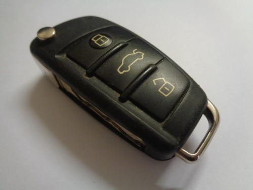 Genuine audi car key - genuine,