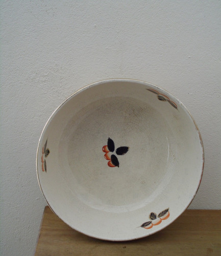 Well loved vintage old - well,