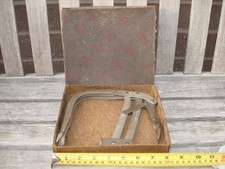 sykes vintage valve compressor with box No-395