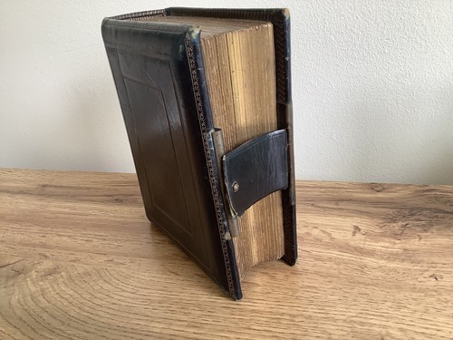 Antique victorian leather - antique,