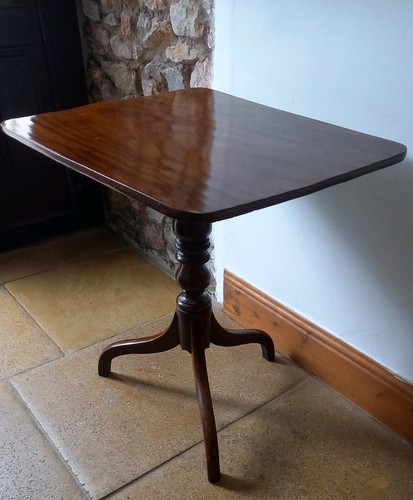 Georgian antique mahogany tilt - antique,