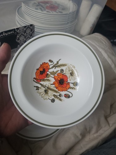 And meakin poppy - and,