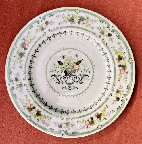 Vintage royal doulton - royal,