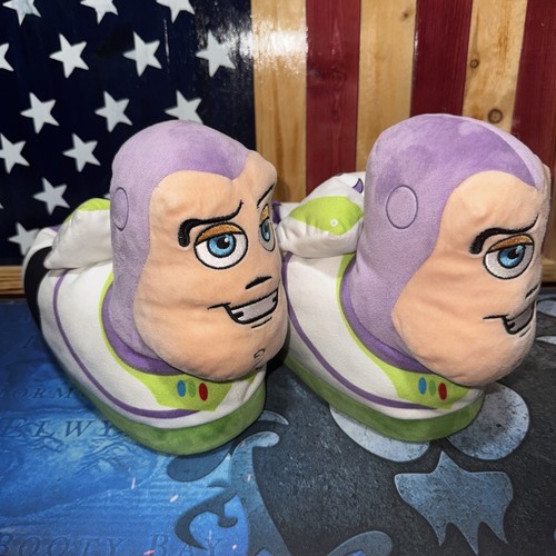 Disney happy feet toy - feet, story