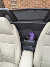 BMW Z4 E89 cup and drinks