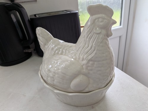 Vintage white glazed hen - vintage, on