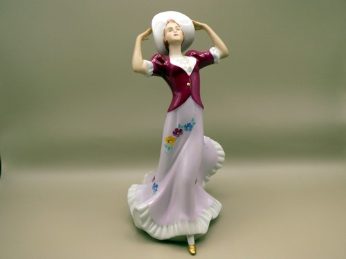 Royal dux lady figurine - pink, +
