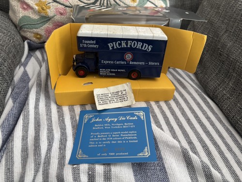 Corgi 97082 pickfords bedford - pickfords,