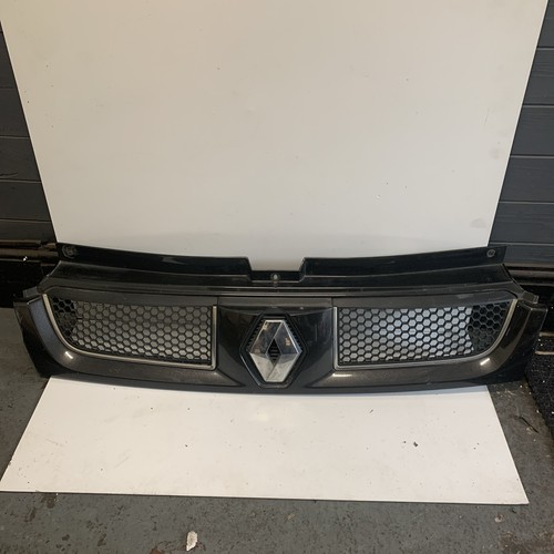 Renault trafic front - renault,