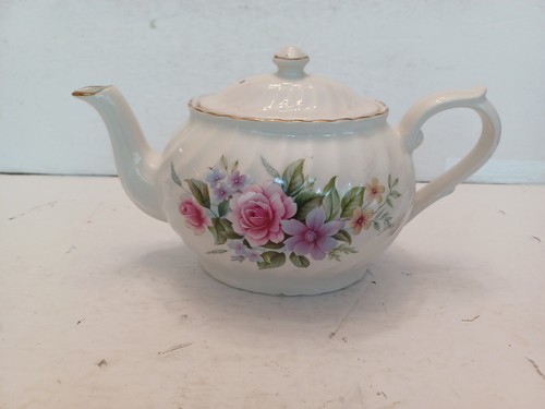 Arthur wood floral bouquet - wood,