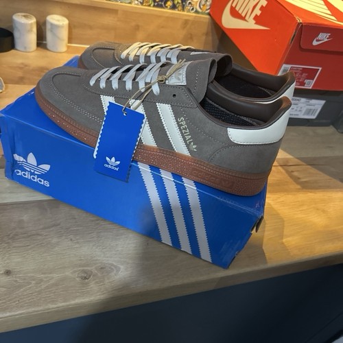 Spezial uk8 - spezial,
