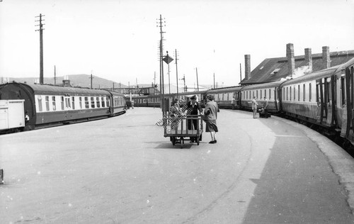 Inverness train station - inverness,