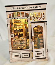Book Nook- Mini Dollhouse- The